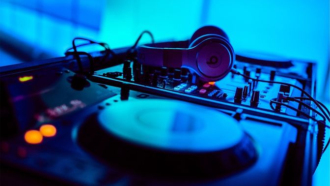 EDM photo
